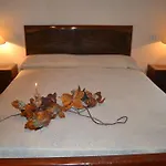 Дом отдыха Cortona Holiday Home *