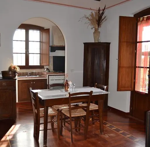 Дом отдыха Cortona Holiday Home *